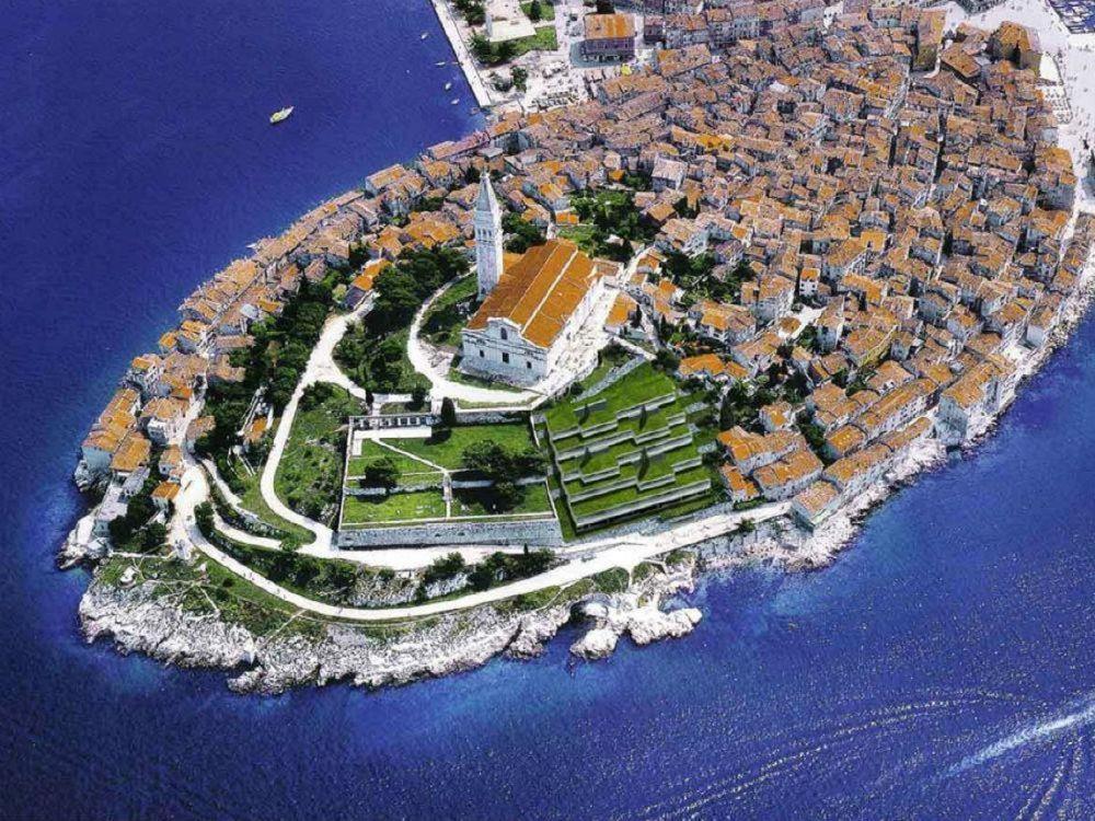 Apartments Kristina Rovinj Exterior photo